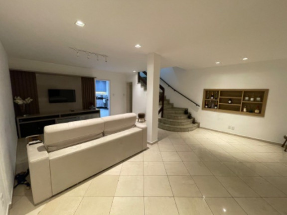 Imagem Casa com 3 Quartos à Venda, 131 m² em Botafogo - Rio de Janeiro Imagem Casa com 3 Quartos à Venda, 131 m² em Botafogo - Rio de Janeiro