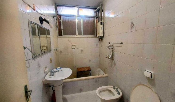 Imagem Apartamento com 2 Quartos à Venda, 90 m² em Copacabana - Rio de Janeiro Imagem Apartamento com 2 Quartos à Venda, 90 m² em Copacabana - Rio de Janeiro