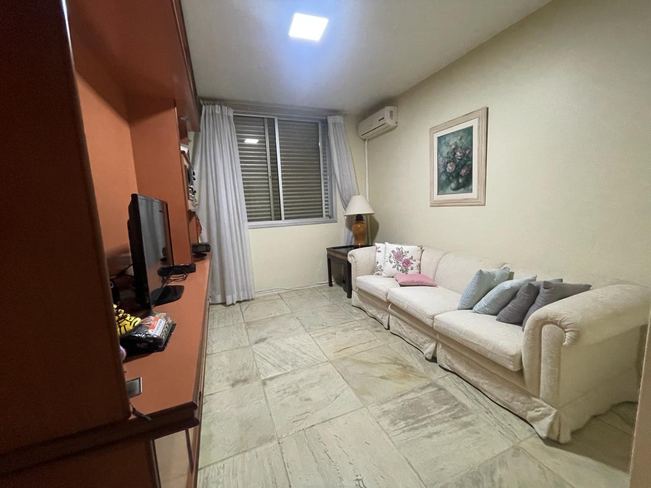 Imagem Apartamento com 4 Quartos à Venda, 224 m²em Centro - Florianópolis Imagem Apartamento com 4 Quartos à Venda, 224 m²em Centro - Florianópolis