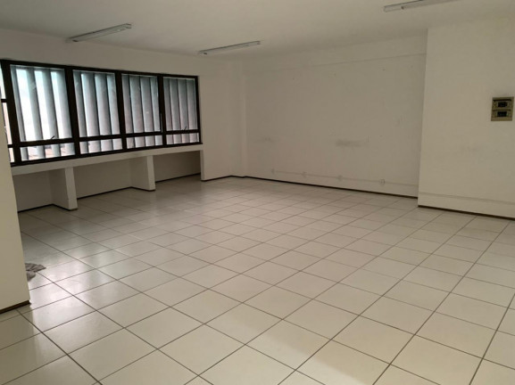Sala Comercial à Venda, 50 m² em Jardim Renascença - São Luís