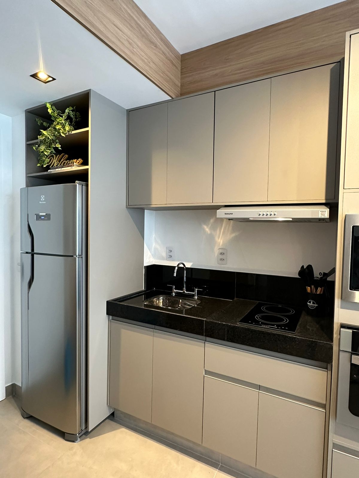 Imagem Apartamento com 1 Quarto para Alugar, 27 m²em Cerqueira César - São Paulo