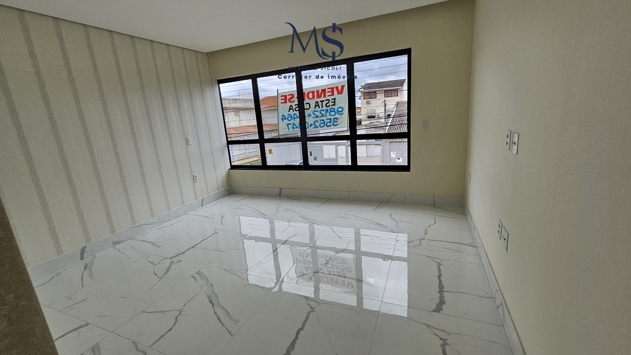 Imagem Casa com 5 Quartos à Venda, 270 m²em Guará II - Brasília