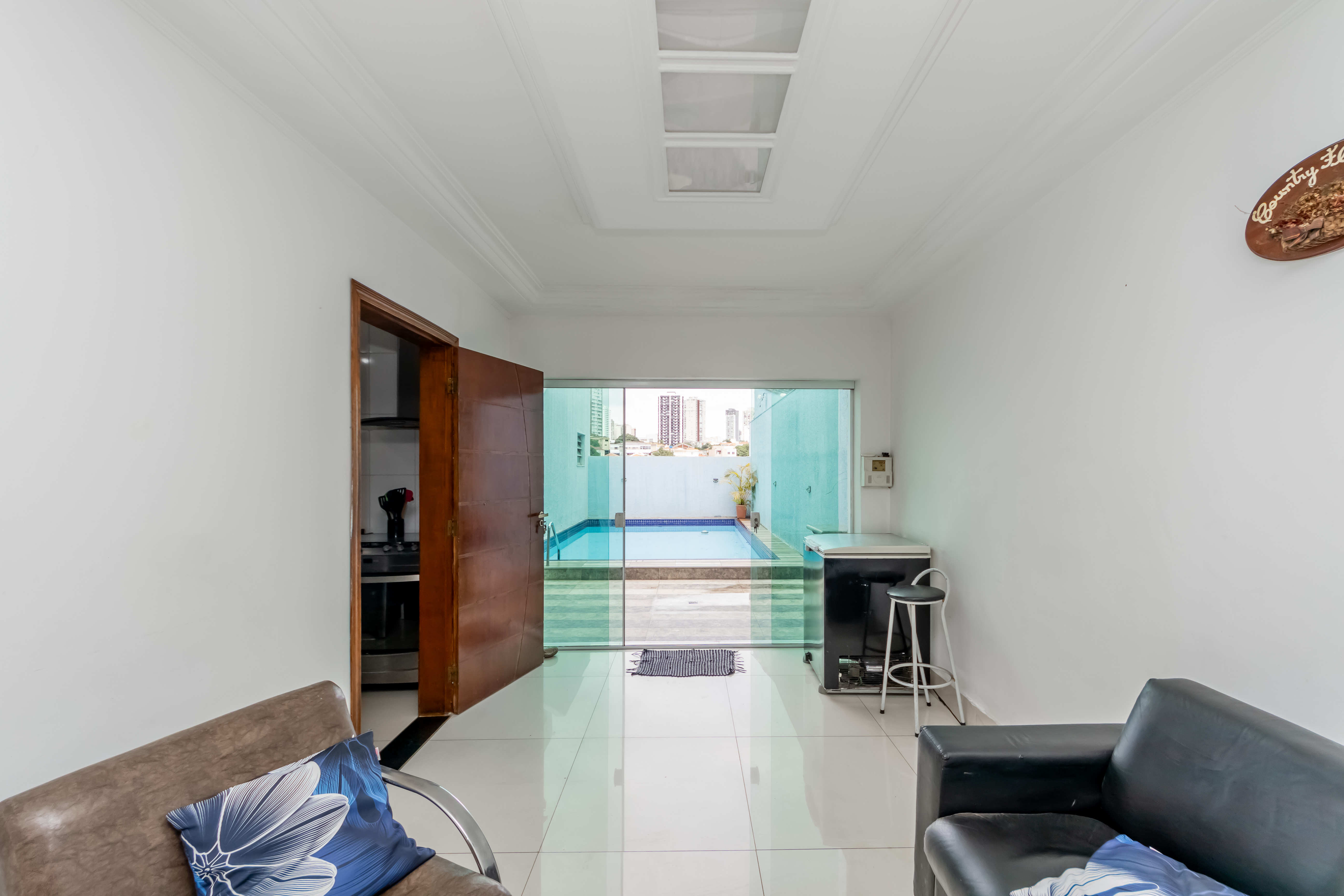 Imagem Sobrado com 3 Quartos à Venda, 300 m² em Vila Lúcia Elvira - São Paulo