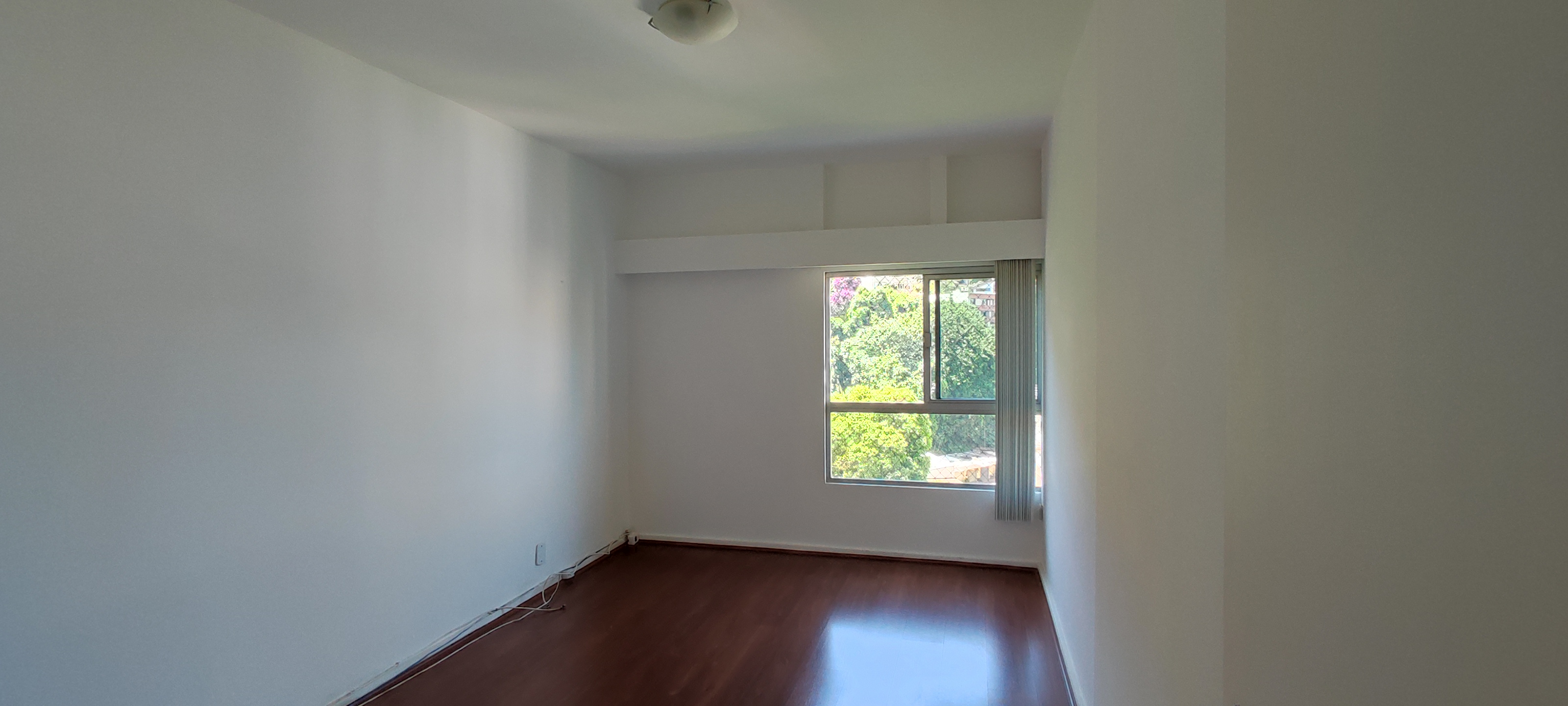 Imagem Apartamento com 3 Quartos à Venda, 118 m²em Laranjeiras - Rio de Janeiro Imagem Apartamento com 3 Quartos à Venda, 118 m²em Laranjeiras - Rio de Janeiro