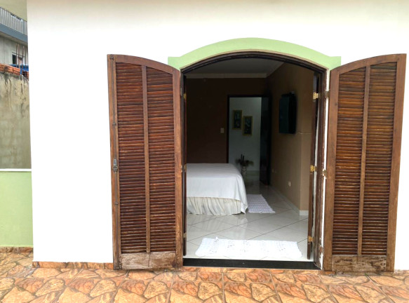Imagem Sobrado com 3 Quartos à Venda, 264 m² em Jardim Tamoio - São Paulo Imagem Sobrado com 3 Quartos à Venda, 264 m² em Jardim Tamoio - São Paulo