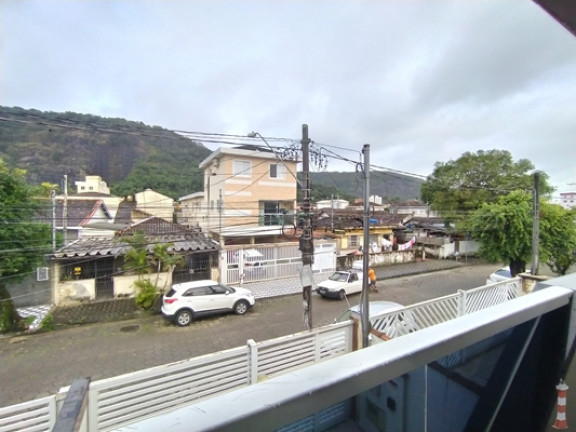Imagem Sobrado com 4 Quartos à Venda, 211 m² em Vila São Jorge - São Vicente Imagem Sobrado com 4 Quartos à Venda, 211 m² em Vila São Jorge - São Vicente