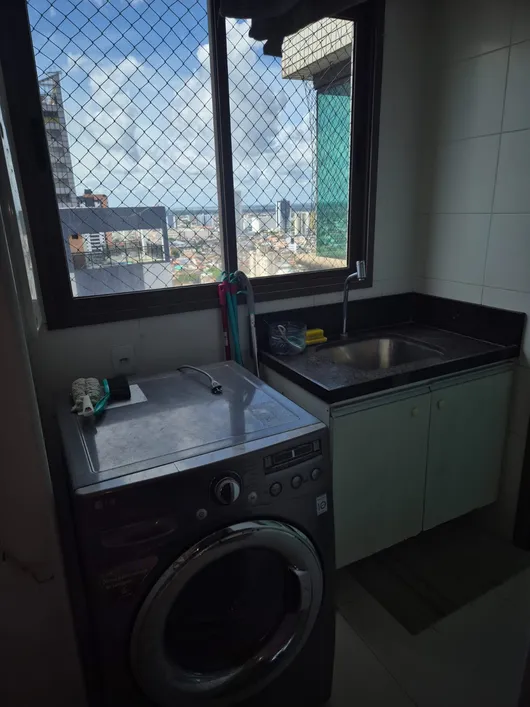 Imagem Apartamento com 3 Quartos à Venda, 166 m²em Umarizal - Belém Imagem Apartamento com 3 Quartos à Venda, 166 m²em Umarizal - Belém
