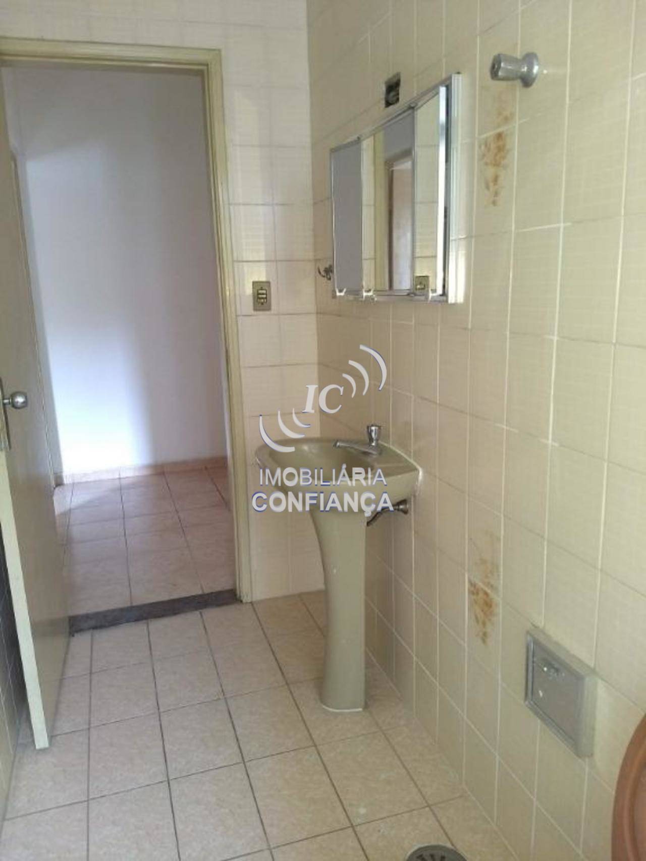 Imagem Apartamento com 2 Quartos para Alugar, 75 m²em Vila Romero - São Paulo Imagem Apartamento com 2 Quartos para Alugar, 75 m²em Vila Romero - São Paulo