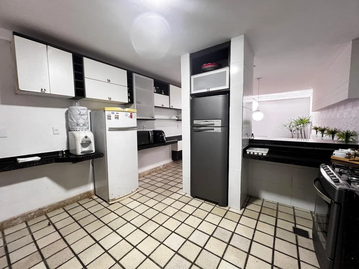 Imagem Casa com 3 Quartos à Venda, 391 m²em Capim Macio - Natal Imagem Casa com 3 Quartos à Venda, 391 m²em Capim Macio - Natal
