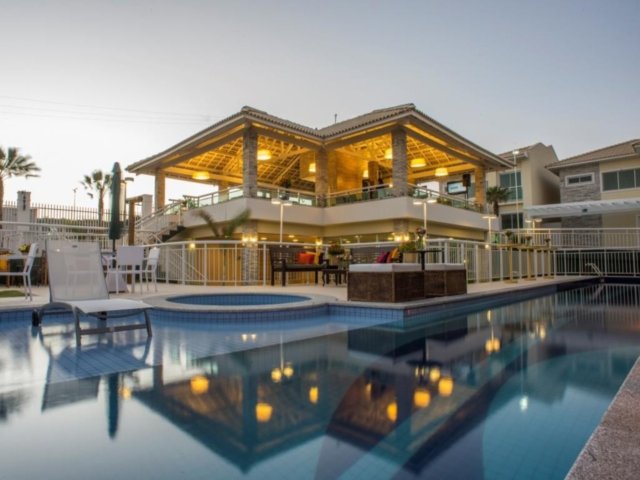 Imagem Casa de Condomínio com 4 Quartos à Venda, 185 m²em Praia do Futuro II - Fortaleza
