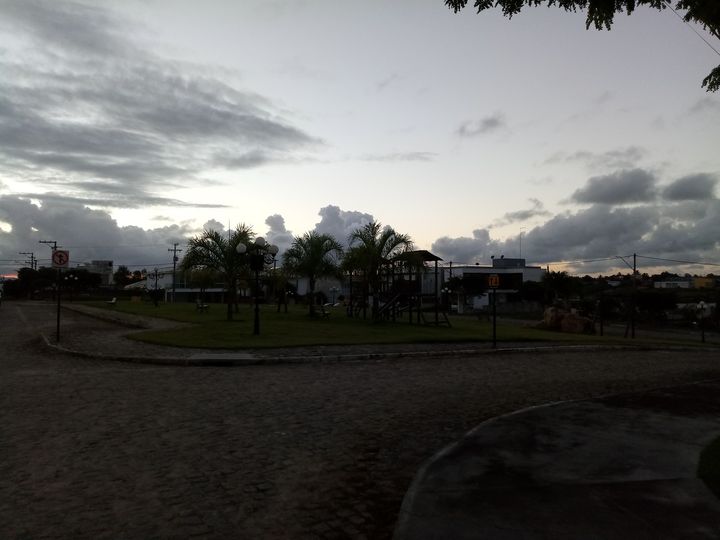 Imagem Casa de Condomínio com 3 Quartos à Venda, 278 m² em Nossa Senhora Das Graças - Santo Antônio De Jesus Imagem Casa de Condomínio com 3 Quartos à Venda, 278 m² em Nossa Senhora Das Graças - Santo Antônio De Jesus
