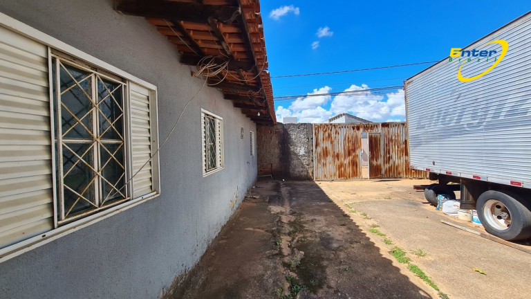 Imagem Casa com 3 Quartos à Venda, 720 m² em Setor Habitacional Arniqueira (Águas Claras) - Brasília Imagem Casa com 3 Quartos à Venda, 720 m² em Setor Habitacional Arniqueira (Águas Claras) - Brasília