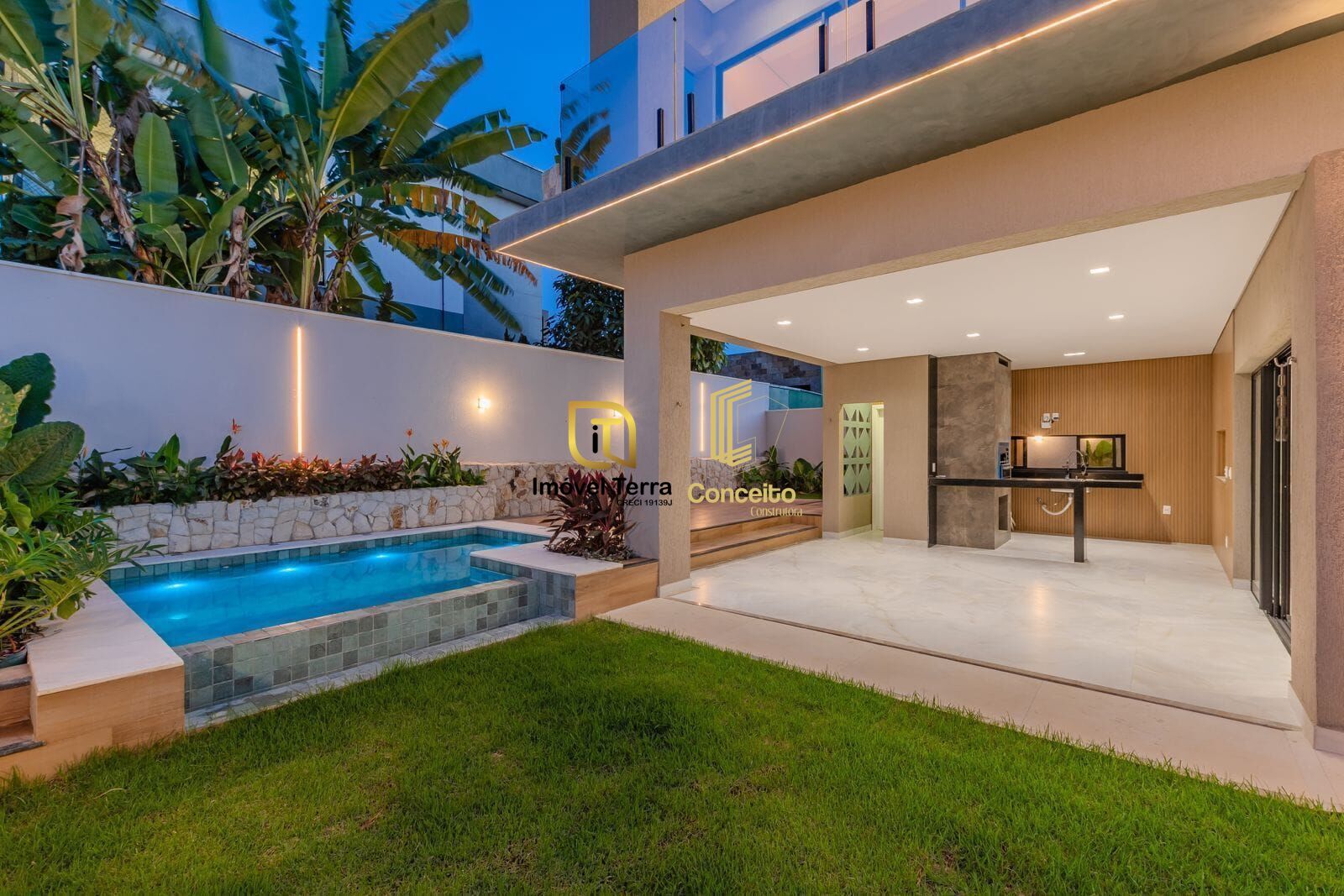 Imagem Casa de Condomínio com 5 Quartos à Venda, 356 m² em Cidade Alpha - Eusébio Imagem Casa de Condomínio com 5 Quartos à Venda, 356 m² em Cidade Alpha - Eusébio