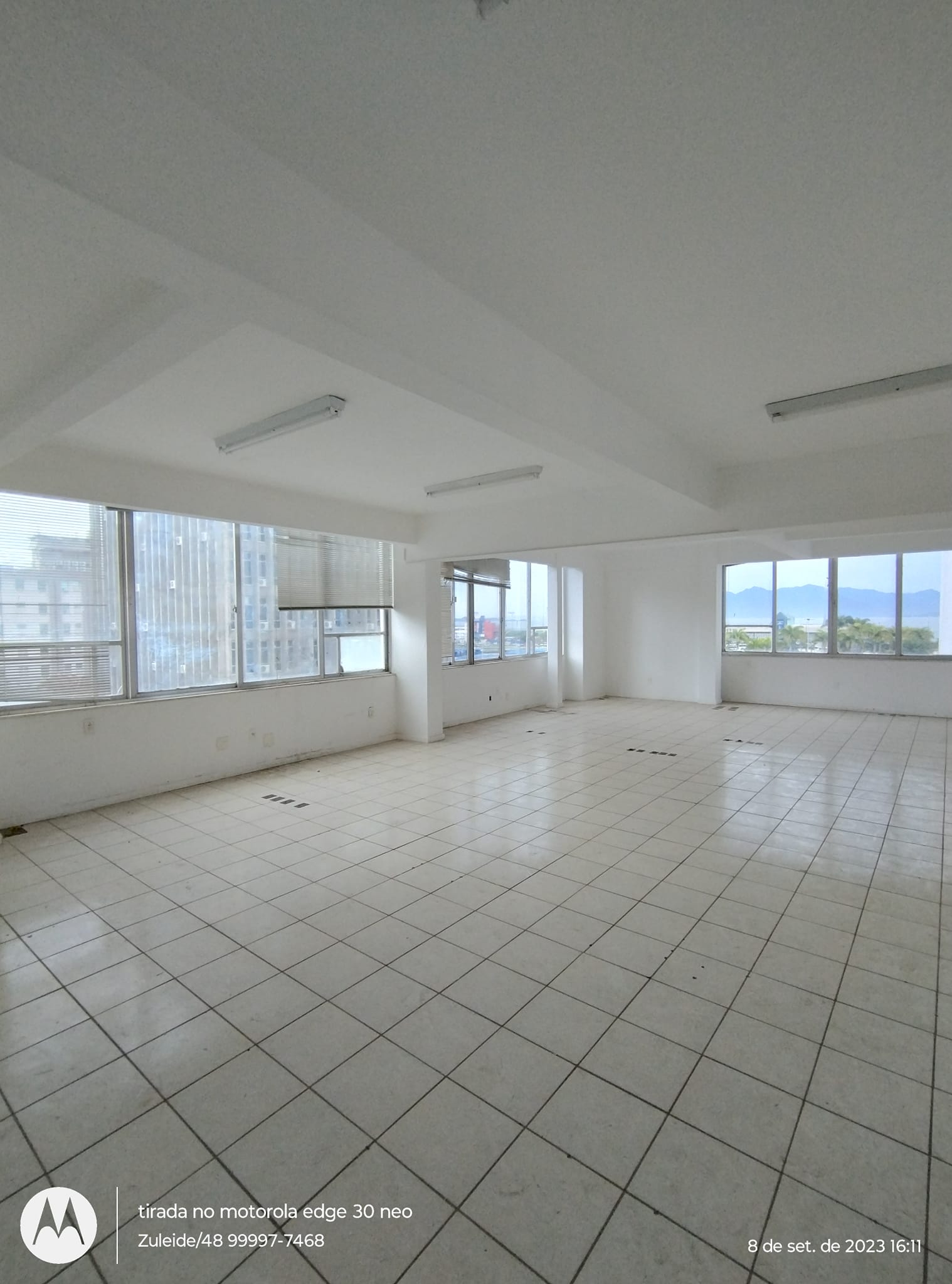 Imagem Ponto Comercial à Venda, 839 m²em Centro - Florianópolis