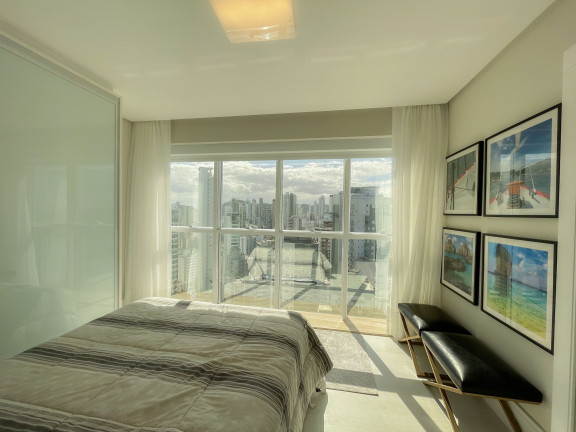 Imagem Cobertura com 3 Quartos à Venda, 273 m² em Centro - Balneário Camboriú Imagem Cobertura com 3 Quartos à Venda, 273 m² em Centro - Balneário Camboriú