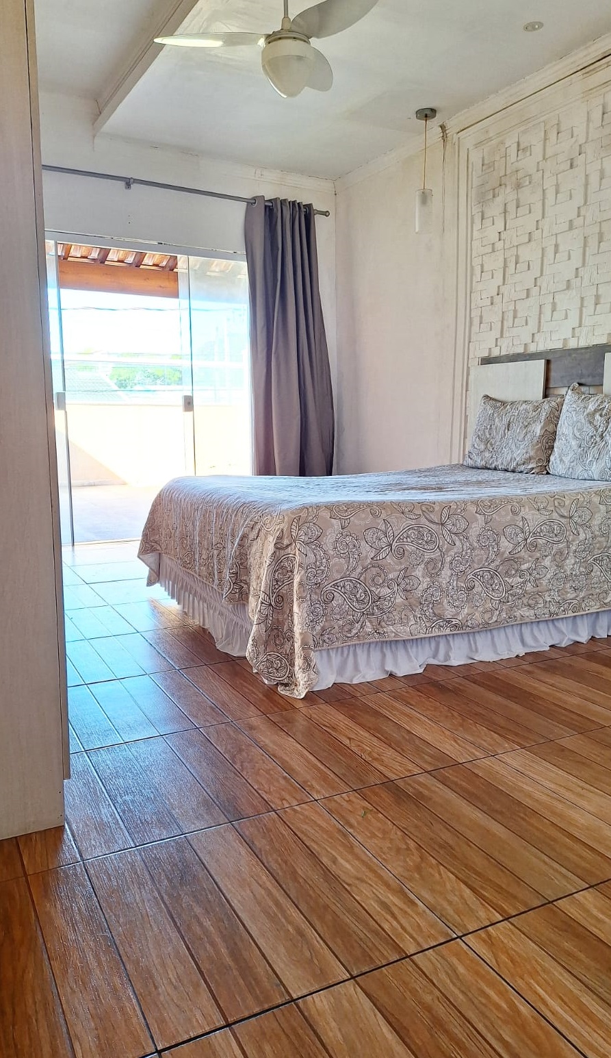 Imagem Sobrado com 3 Quartos à Venda, 120 m²em Bardan - Taubate Imagem Sobrado com 3 Quartos à Venda, 120 m²em Bardan - Taubate