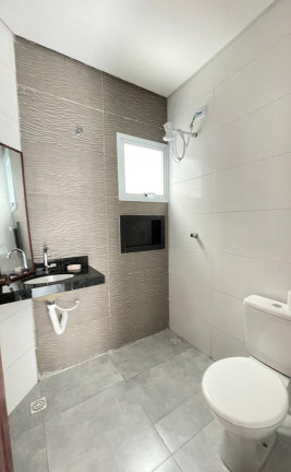 Imagem Casa de Condomínio com 2 Quartos à Venda, 54 m² em Mirim - Praia Grande