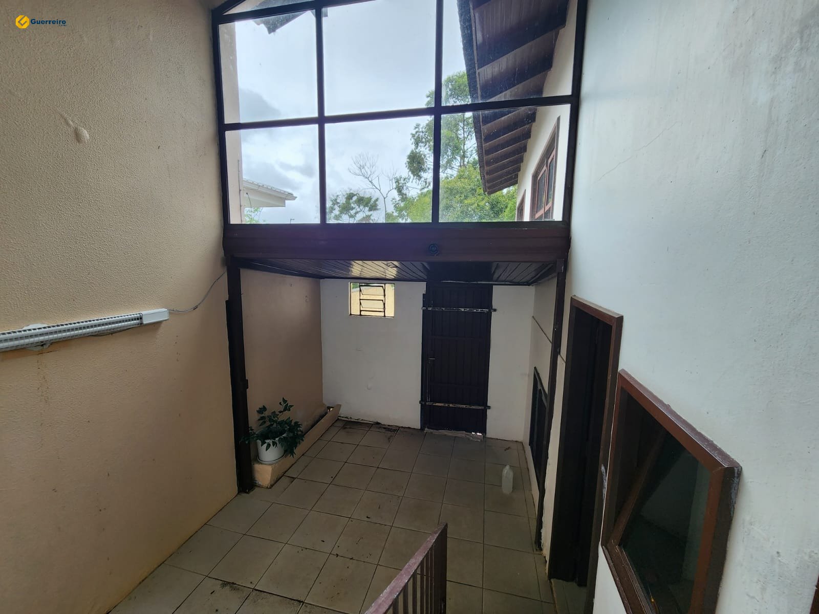 Imagem Casa com 3 Quartos à Venda, 190 m² em Trindade - Florianópolis Imagem Casa com 3 Quartos à Venda, 190 m² em Trindade - Florianópolis