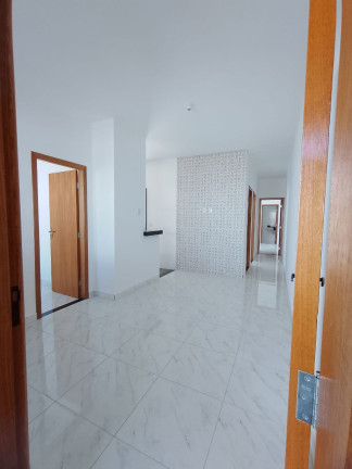 Imagem Casa com 3 Quartos à Venda, 70 m² em Novo Centro - Santa Luzia Imagem Casa com 3 Quartos à Venda, 70 m² em Novo Centro - Santa Luzia