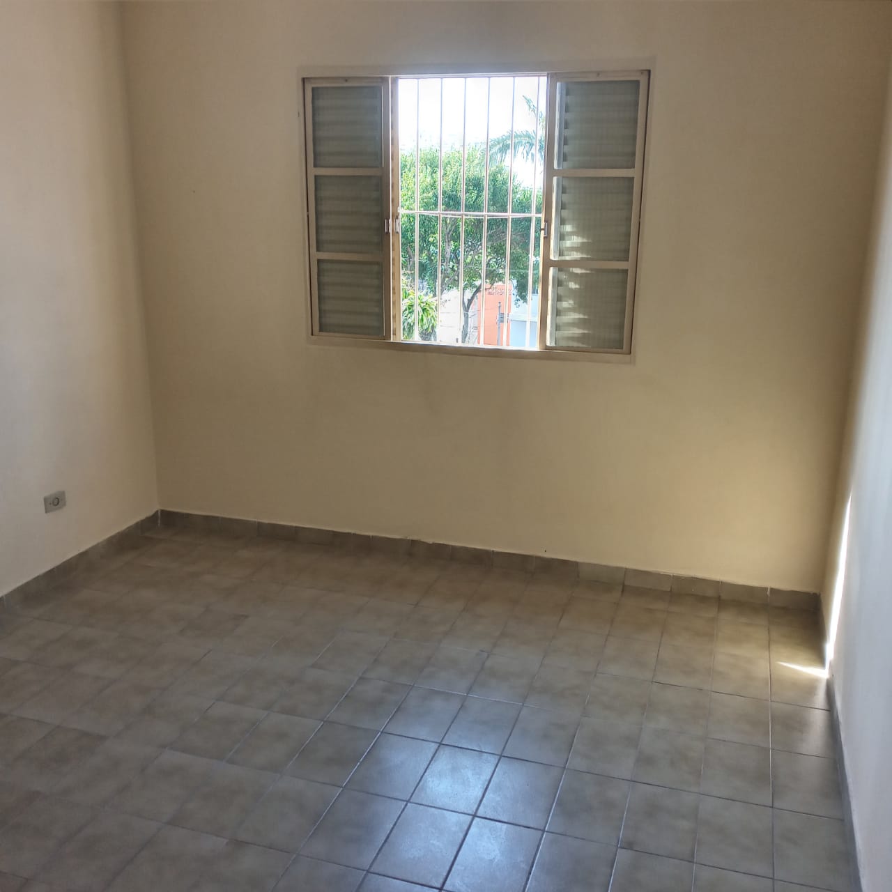 Imagem Sobrado com 3 Quartos à Venda, 125 m²em Vila Nova Pauliceia - São Paulo Imagem Sobrado com 3 Quartos à Venda, 125 m²em Vila Nova Pauliceia - São Paulo
