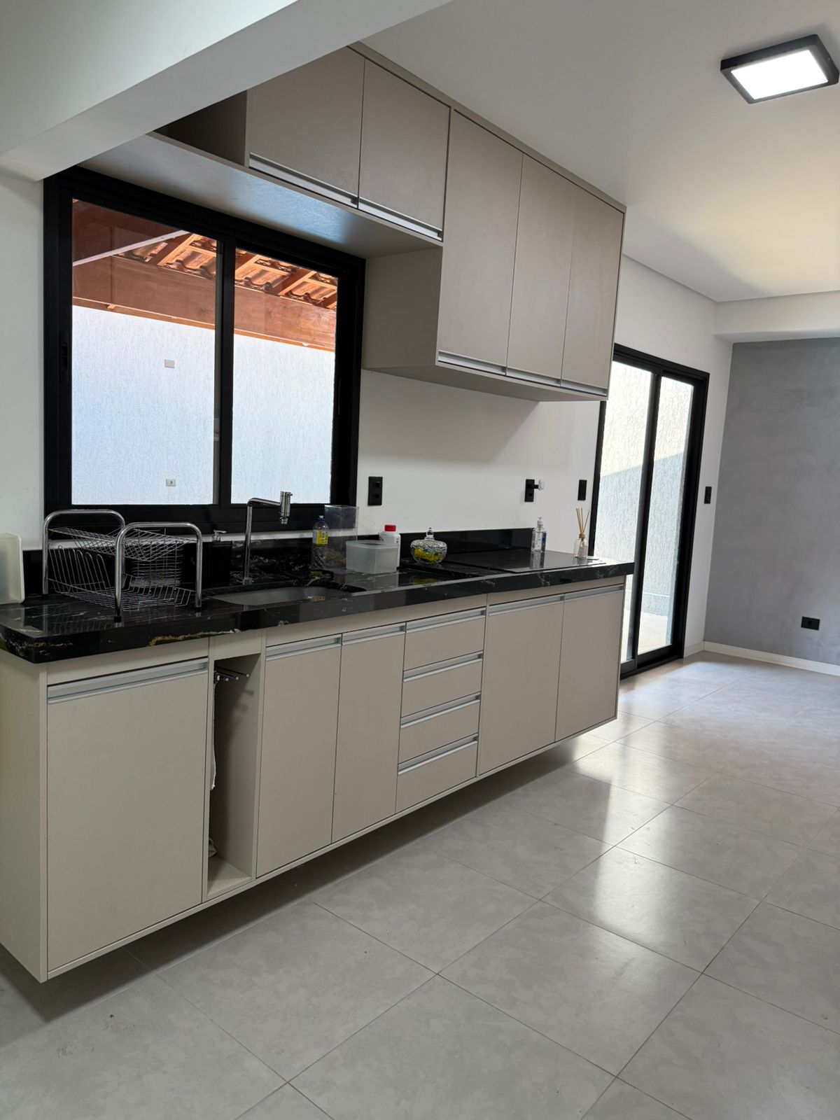 Imagem Casa com 2 Quartos à Venda, 100 m² em Jardim Imperial - São José dos Campos