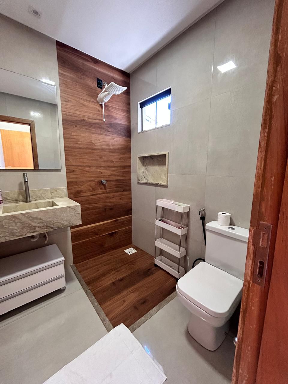 Imagem Casa com 3 Quartos à Venda, 176 m²em Santa Genoveva - Goiânia Imagem Casa com 3 Quartos à Venda, 176 m²em Santa Genoveva - Goiânia