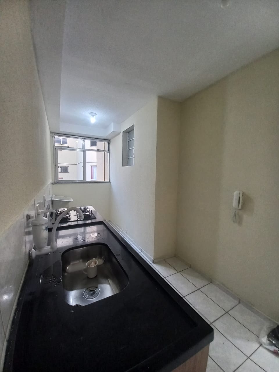 Imagem Apartamento com 2 Quartos à Venda, 45 m²em Inhoaíba - Rio de Janeiro