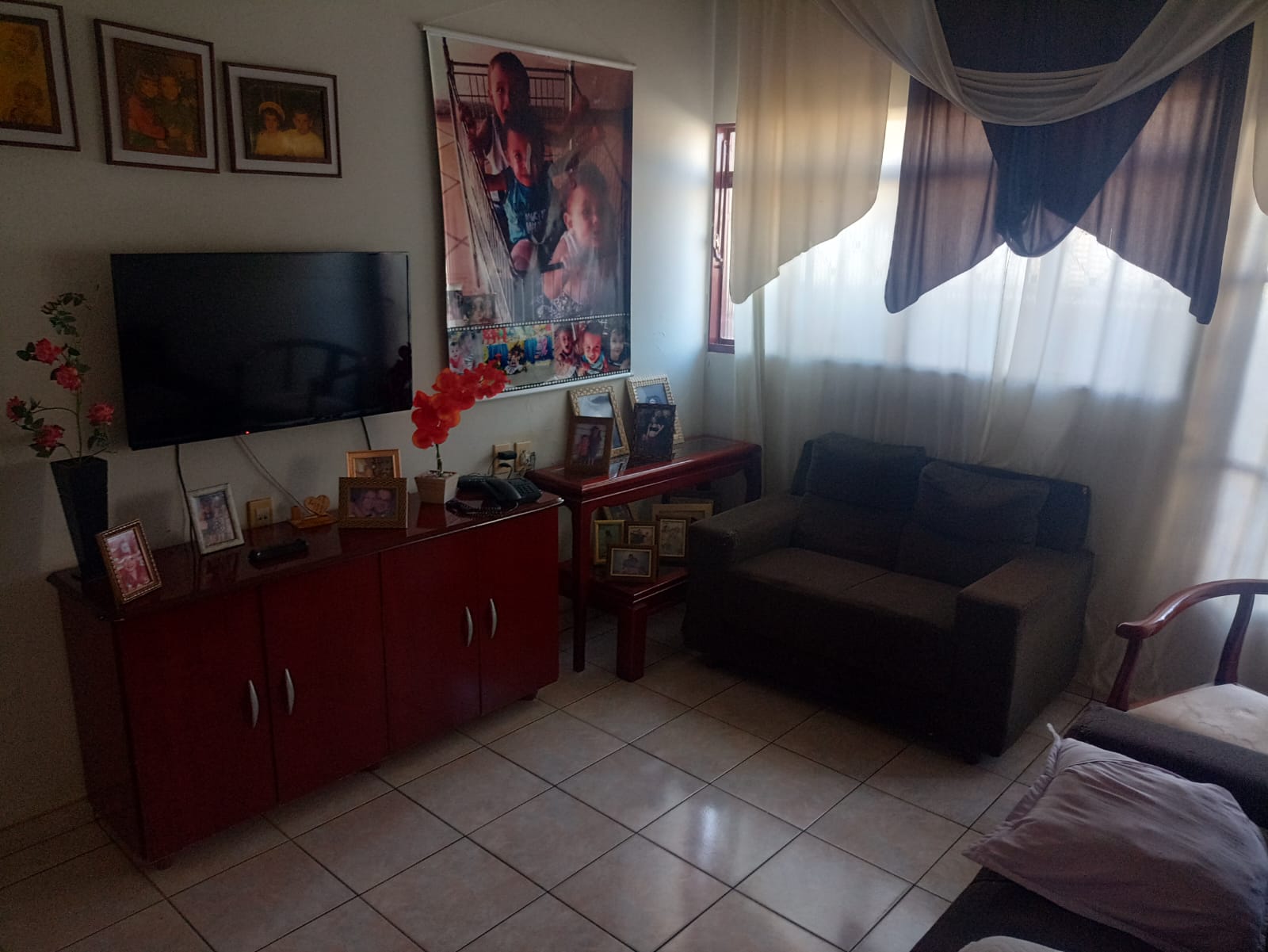 Imagem Casa com 2 Quartos à Venda, 138 m²em Jardim Santa Rosa I - São José do Rio Preto