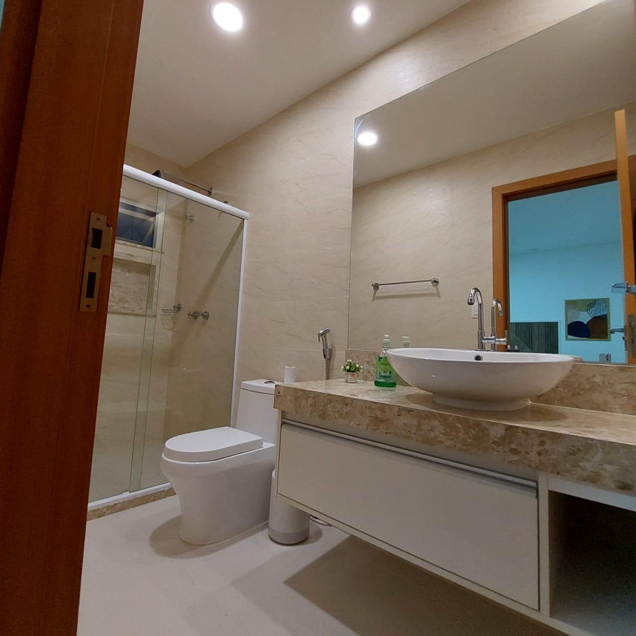 Imagem Casa de Condomínio com 4 Quartos à Venda, 413 m²em Alphaville (Abrantes) - Camaçari