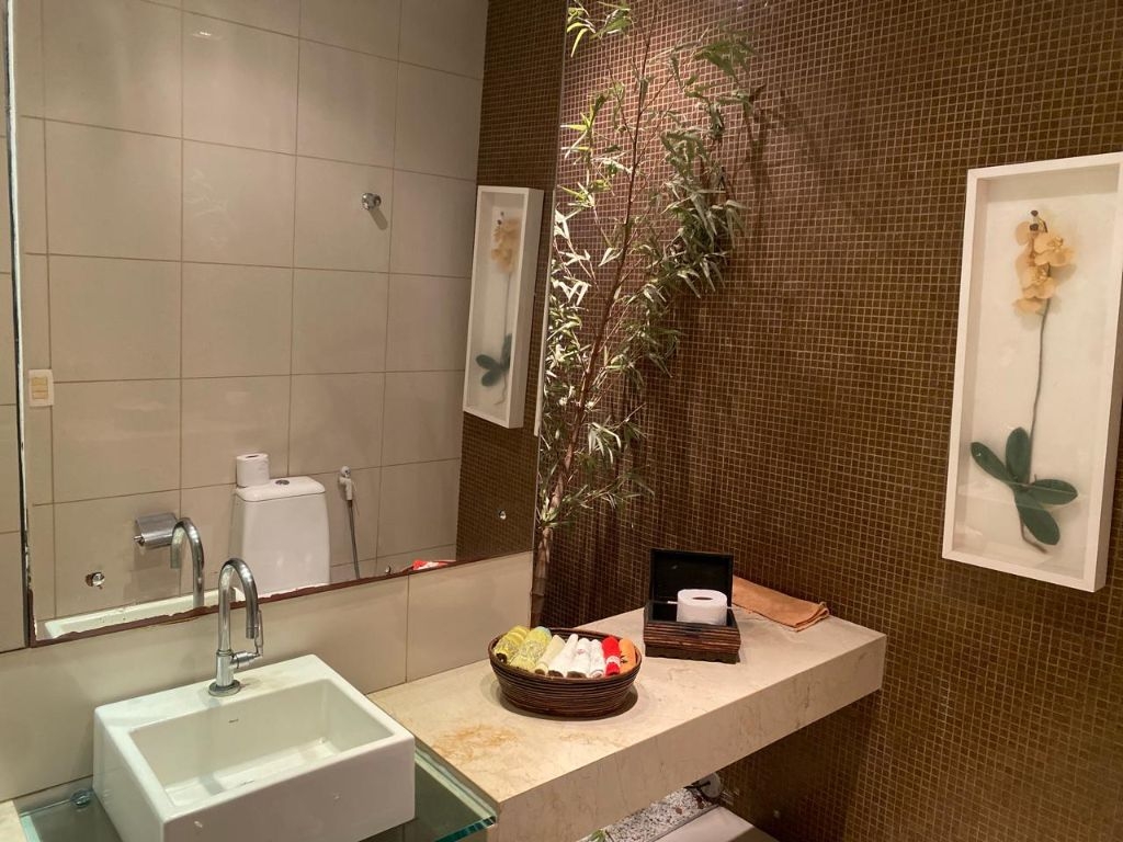 Imagem Casa com 5 Quartos para Alugar, 435 m²em Engenheiro Luciano Cavalcante - Fortaleza Imagem Casa com 5 Quartos para Alugar, 435 m²em Engenheiro Luciano Cavalcante - Fortaleza