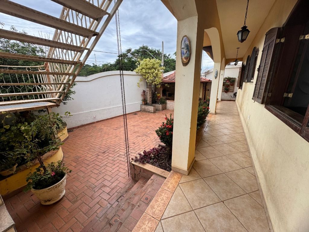 Imagem Casa com 4 Quartos à Venda, 249 m² em Tijuca - Contagem Imagem Casa com 4 Quartos à Venda, 249 m² em Tijuca - Contagem