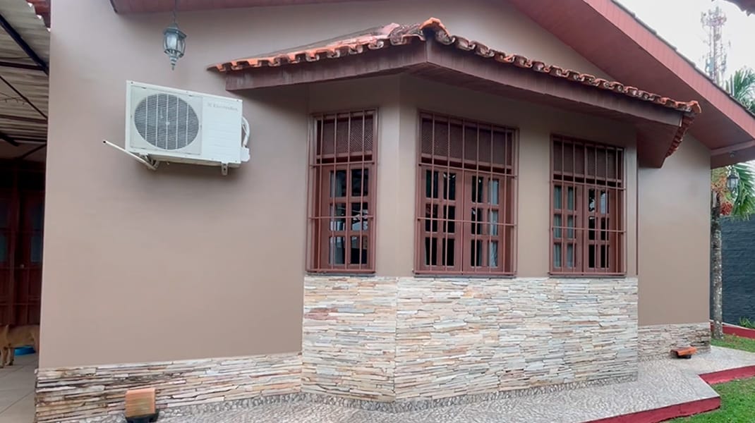 Imagem Casa com 4 Quartos à Venda, 236 m² em Tarumã - Manaus Imagem Casa com 4 Quartos à Venda, 236 m² em Tarumã - Manaus