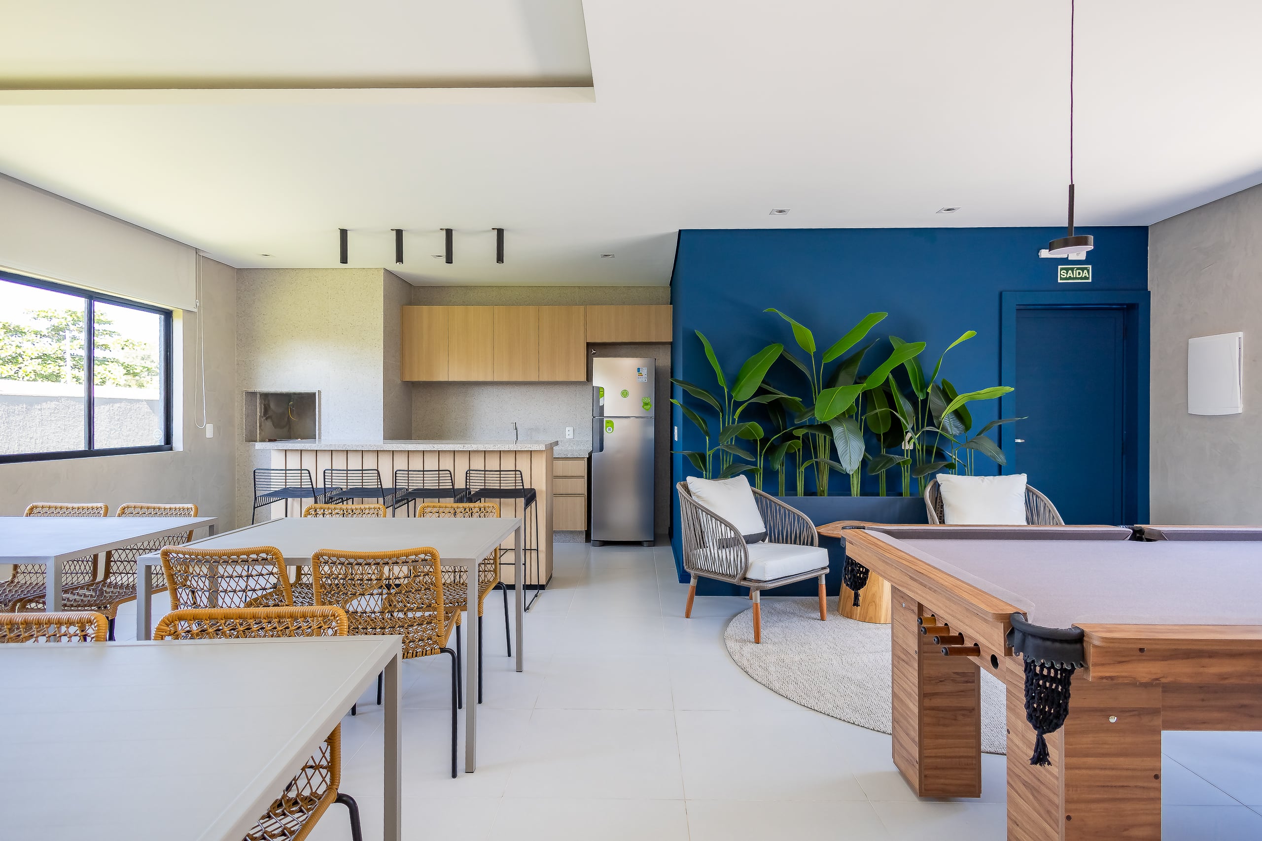 Imagem Apartamento com 2 Quartos à Venda, 48 m²em Balneário Caiobá - Matinhos