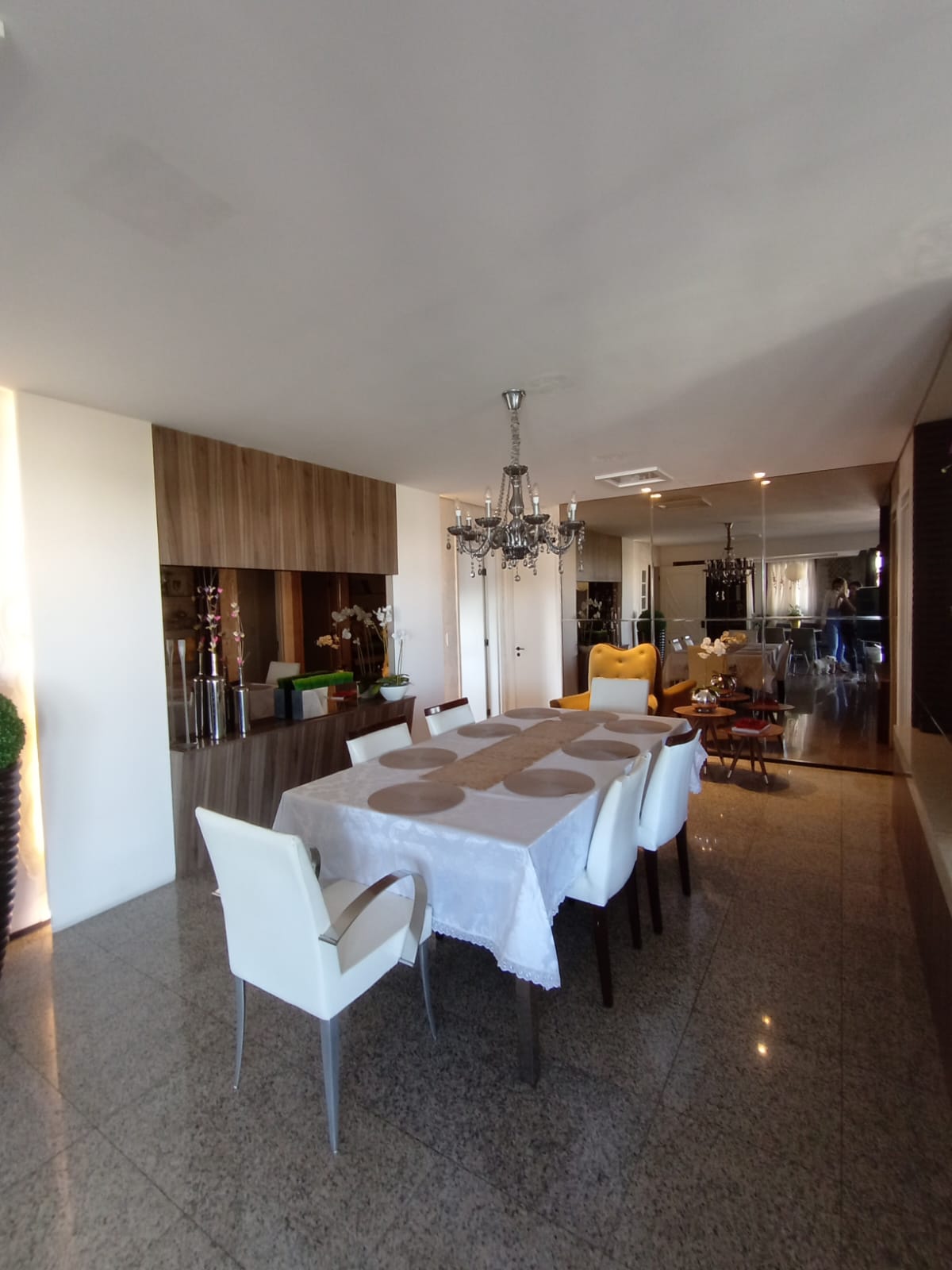 Imagem Apartamento com 3 Quartos à Venda, 197 m²em Dionisio Torres - Fortaleza Imagem Apartamento com 3 Quartos à Venda, 197 m²em Dionisio Torres - Fortaleza