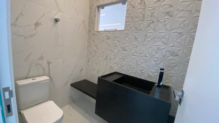 Imagem Casa de Condomínio com 4 Quartos à Venda,  em Setor Habitacional Vicente Pires - Brasília