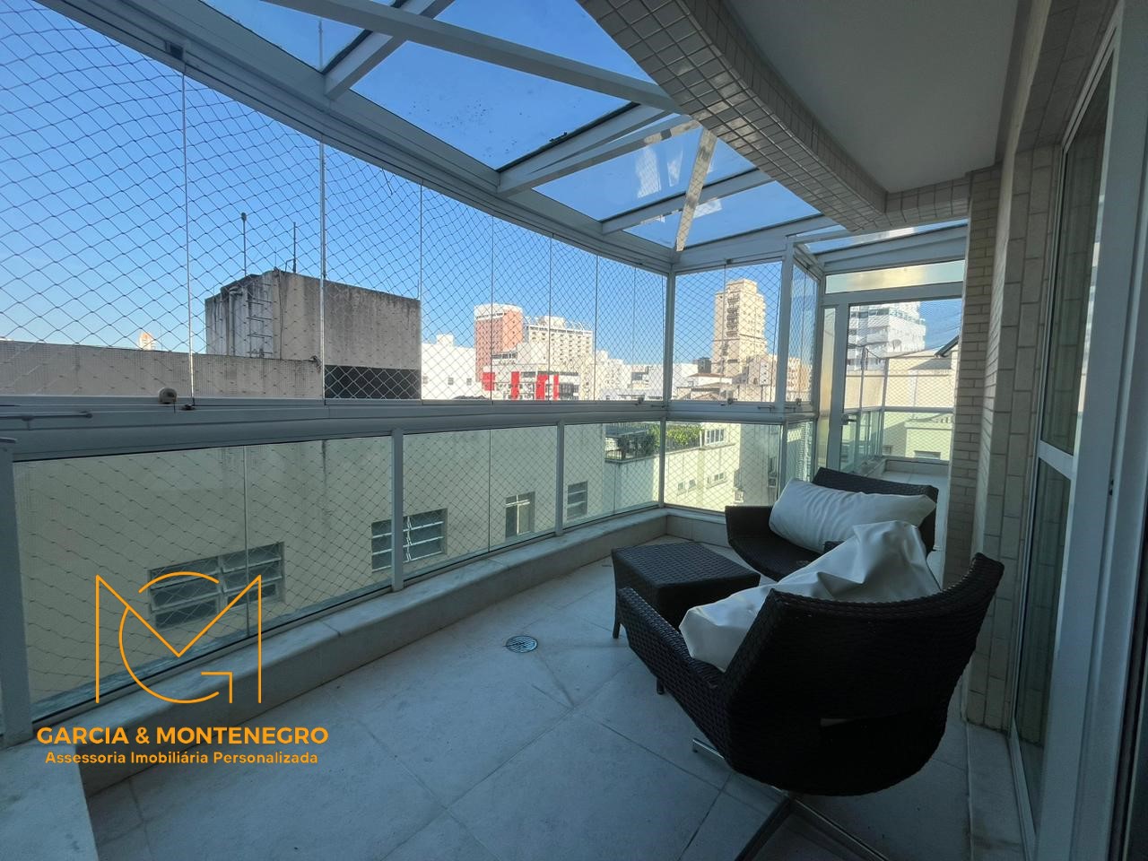 Imagem Apartamento com 3 Quartos para Alugar, 200 m²em Gonzaga - Santos