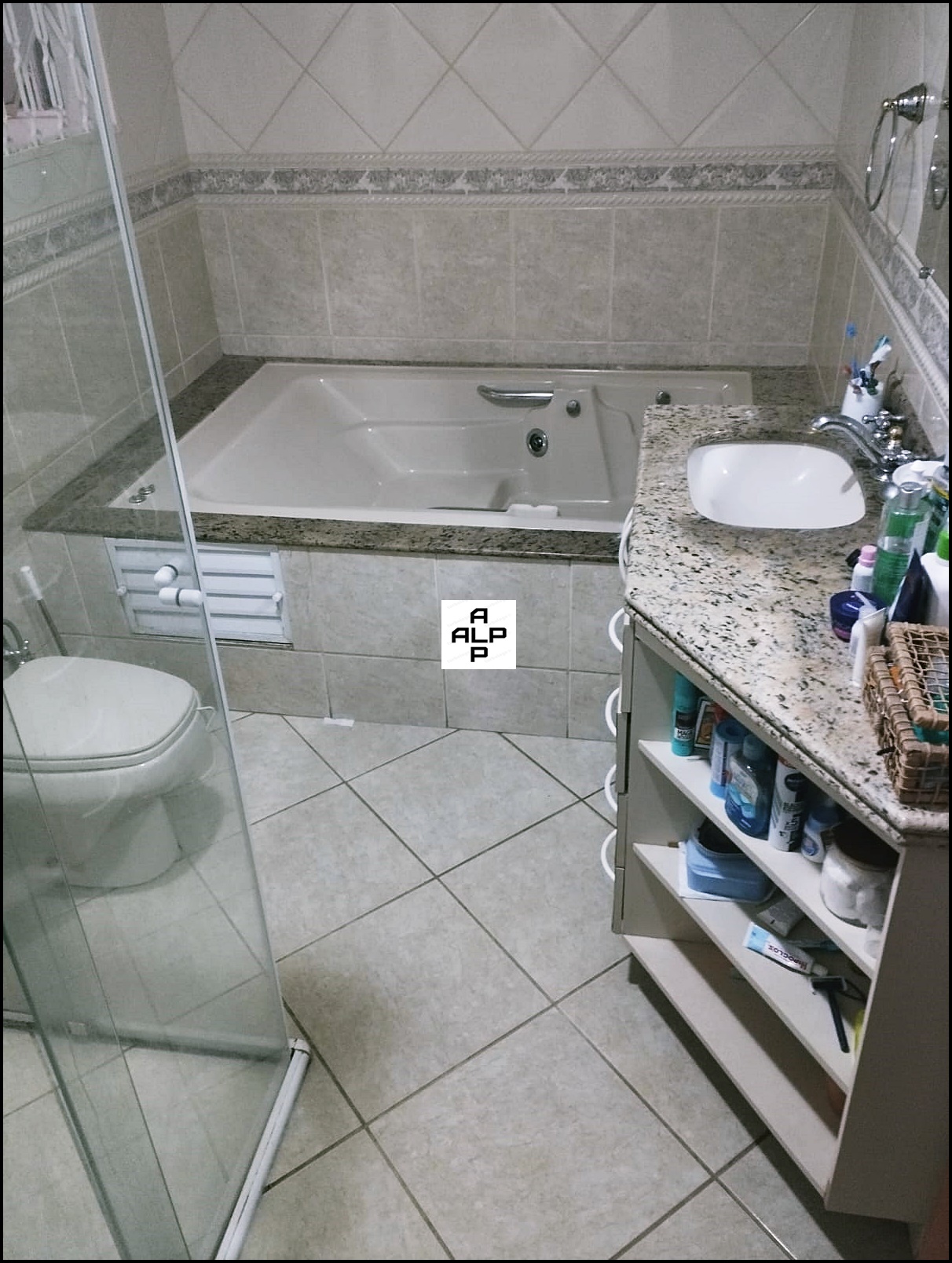 Imagem Sobrado com 4 Quartos à Venda, 250 m²em Taguatinga Sul (Taguatinga) - Brasília
