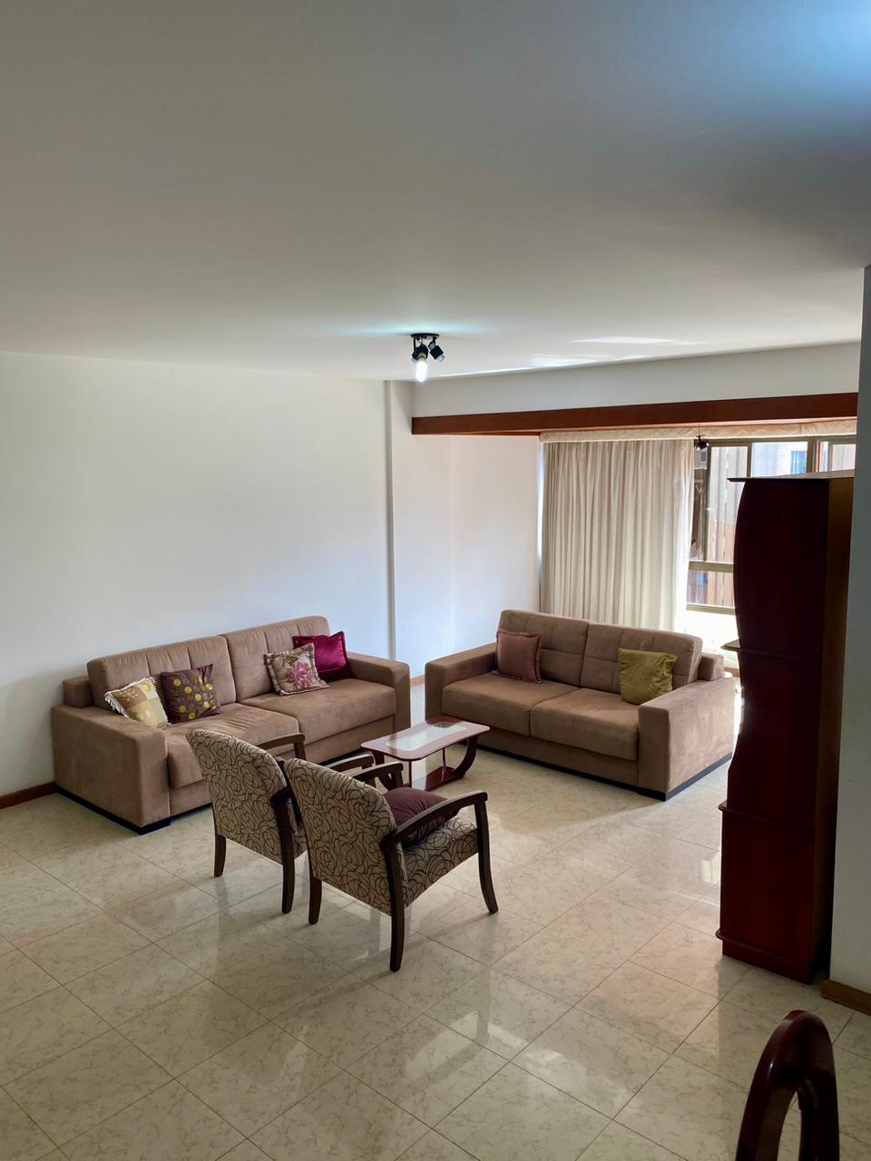 Imagem Apartamento com 3 Quartos para Alugar, 148 m²em Itaigara - Salvador
