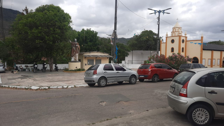 Imagem Casa com 2 Quartos à Venda, 100 m² em Mucunã - Maracanaú