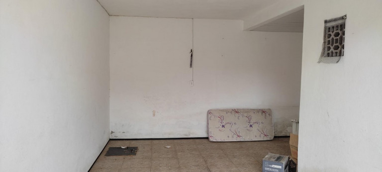 Imagem Casa com 4 Quartos à Venda, 150 m² em Cidade dos Funcionários - Fortaleza Imagem Casa com 4 Quartos à Venda, 150 m² em Cidade dos Funcionários - Fortaleza