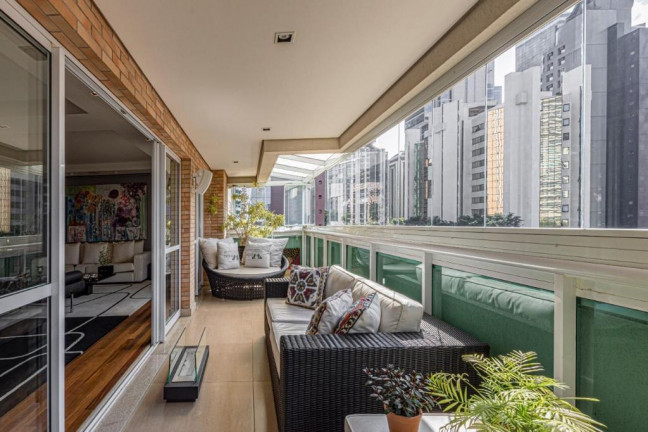 Imagem Apartamento com 4 Quartos à Venda, 245 m² em Cidade Monções - São Paulo