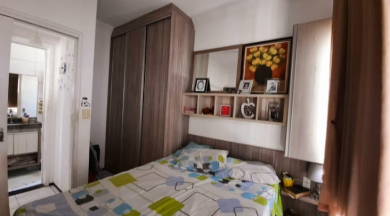Imagem Casa com 3 Quartos à Venda,  em Itaperi - Fortaleza