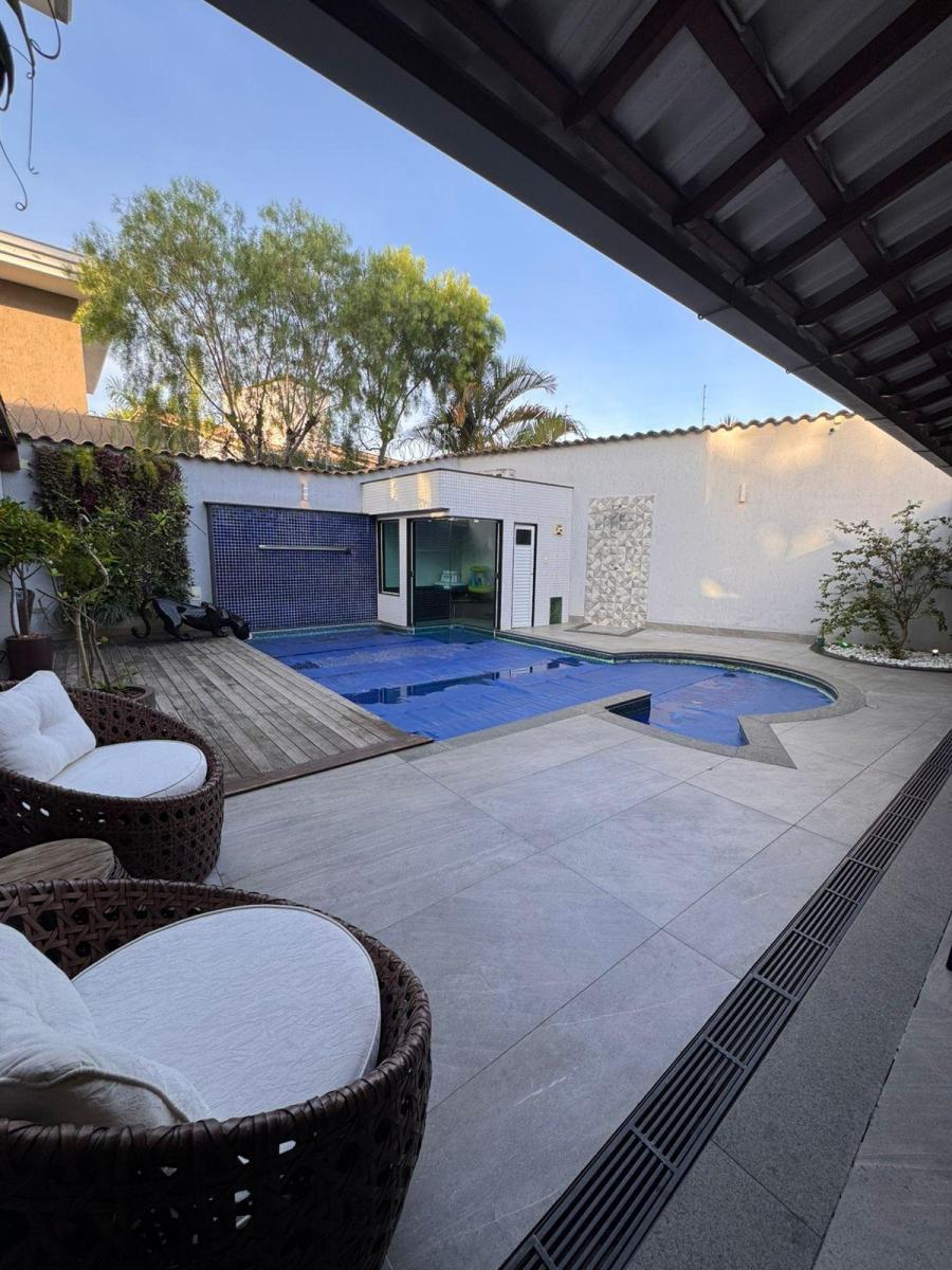 Imagem Casa com 3 Quartos à Venda, 213 m² em Santa Amélia - Belo Horizonte Imagem Casa com 3 Quartos à Venda, 213 m² em Santa Amélia - Belo Horizonte