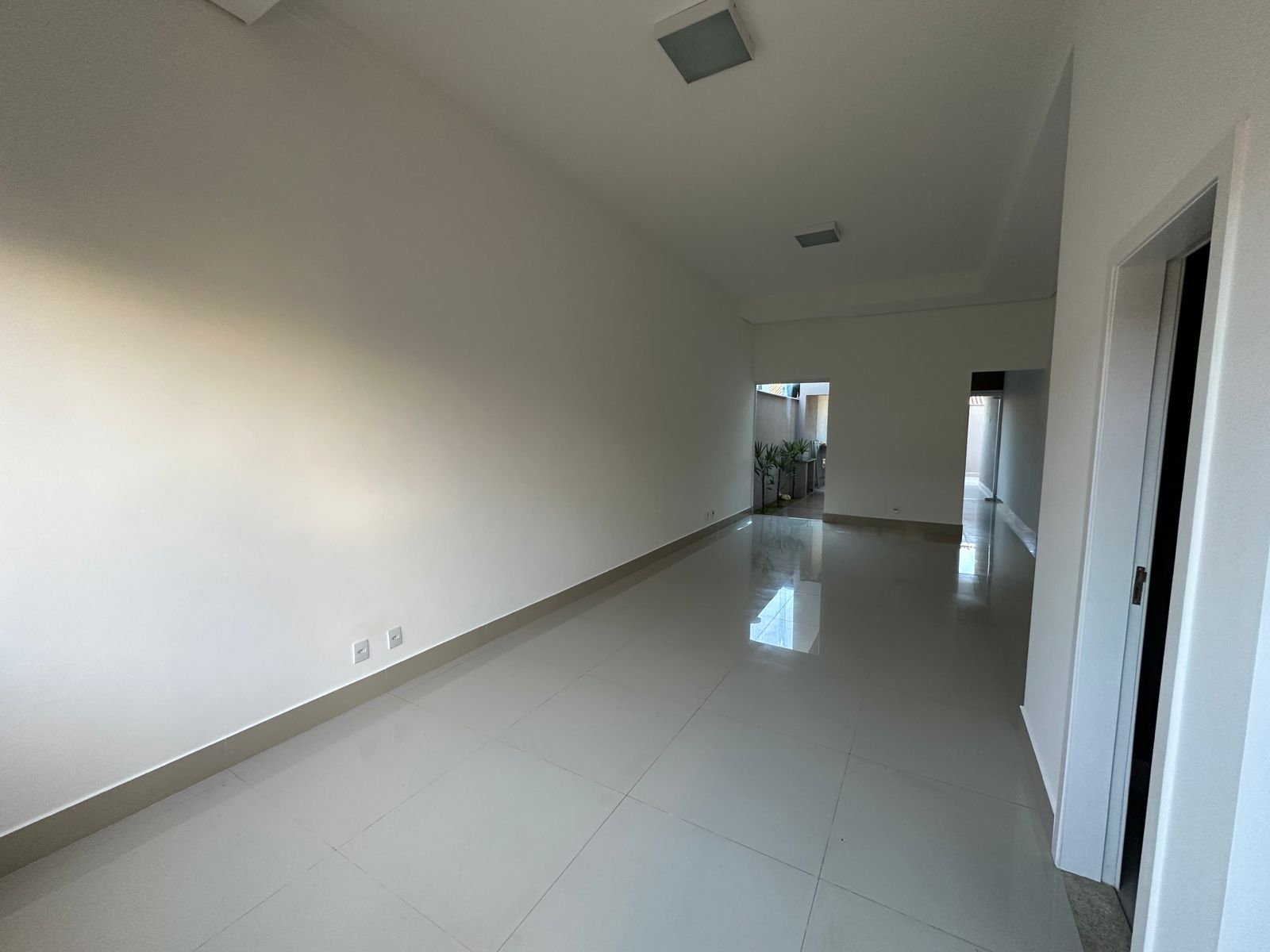 Imagem Casa com 3 Quartos à Venda, 150 m²em Alto Umuarama - Uberlândia Imagem Casa com 3 Quartos à Venda, 150 m²em Alto Umuarama - Uberlândia
