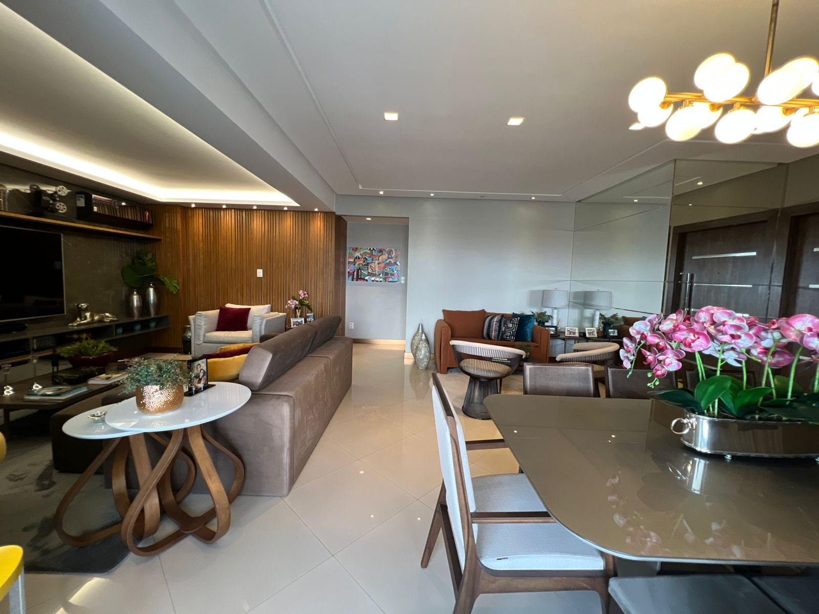 Imagem Apartamento com 1 Quarto à Venda, 185 m²em Umarizal - Belém Imagem Apartamento com 1 Quarto à Venda, 185 m²em Umarizal - Belém