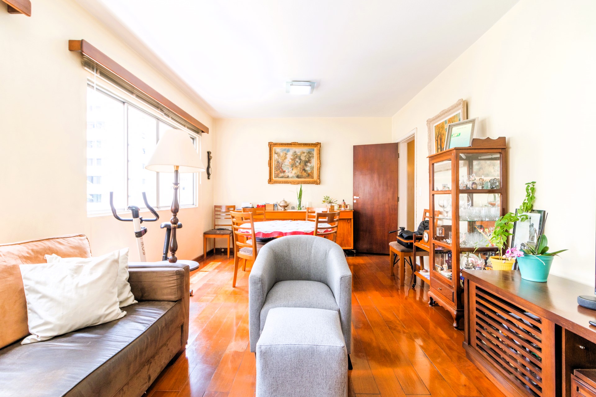 Apartamento com 3 Quartos à Venda, 130 m²em Jardim Paulista - São Paulo