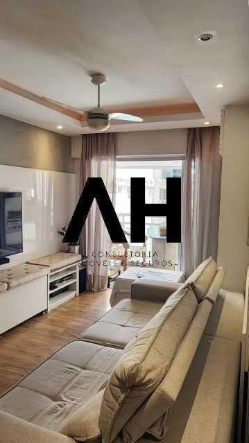 Imagem Apartamento com 3 Quartos à Venda, 96 m²em Santa Rosa - Niterói Imagem Apartamento com 3 Quartos à Venda, 96 m²em Santa Rosa - Niterói