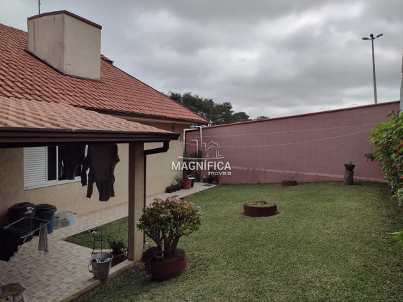 Imagem Casa com 3 Quartos à Venda, 230 m²em Bacacheri - Curitiba Imagem Casa com 3 Quartos à Venda, 230 m²em Bacacheri - Curitiba