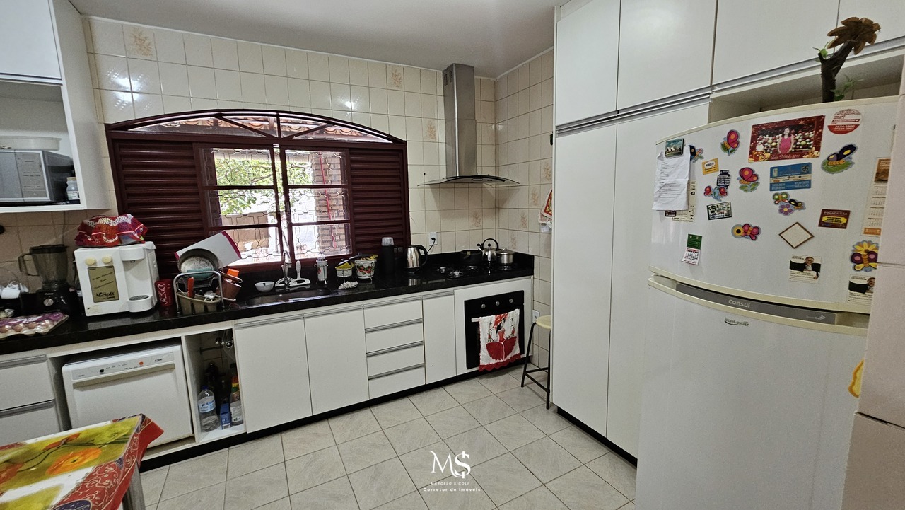 Imagem Casa de Condomínio com 4 Quartos à Venda, 360 m² em Setor Habitacional Jardim Botânico - Brasília