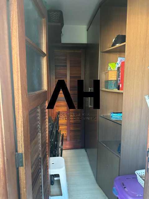 Imagem Apartamento com 3 Quartos à Venda, 85 m²em Santa Rosa - Niterói